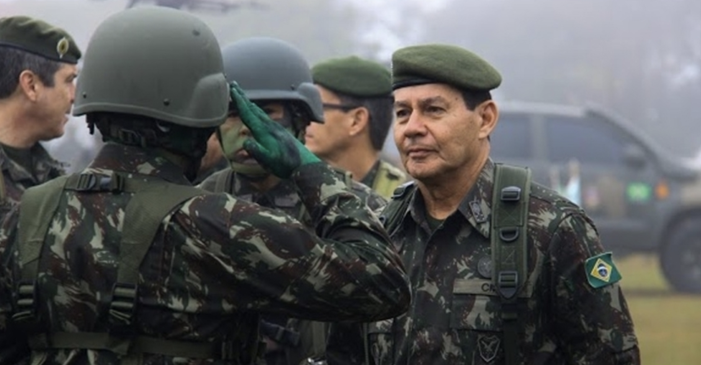 Zapgate: Chapa de Bolsonaro pode ser cassada depois da eleição se foi “beneficiária” de financiamento empresarial, mesmo que candidato alegue desconhecimento