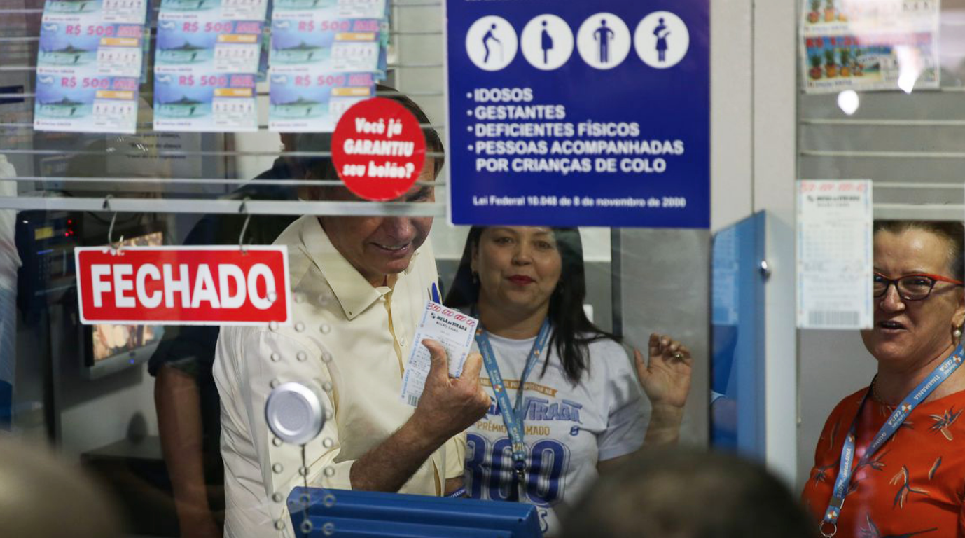 Família Marinho ameaça Bolsonaro denunciando estelionato eleitoral no combate à corrupção