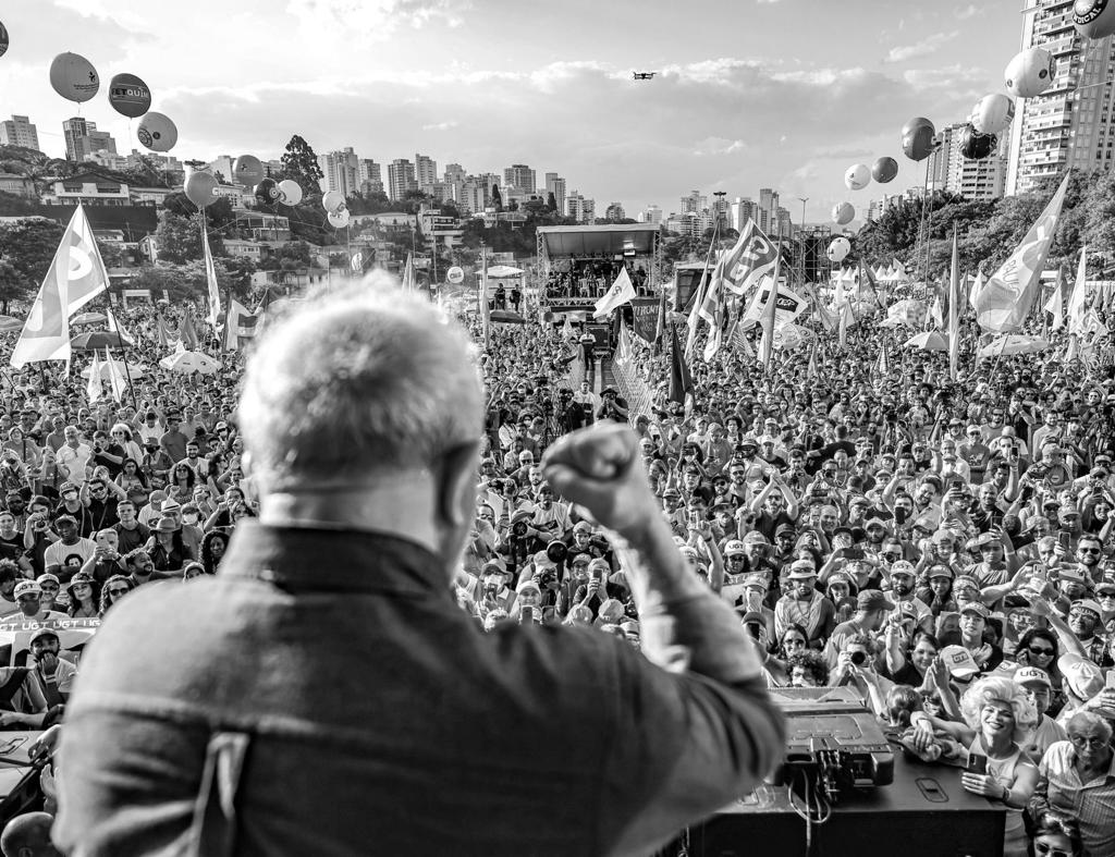 Julian Rodrigues: Eleger Lula faz avançar a luta socialista no Brasil?
