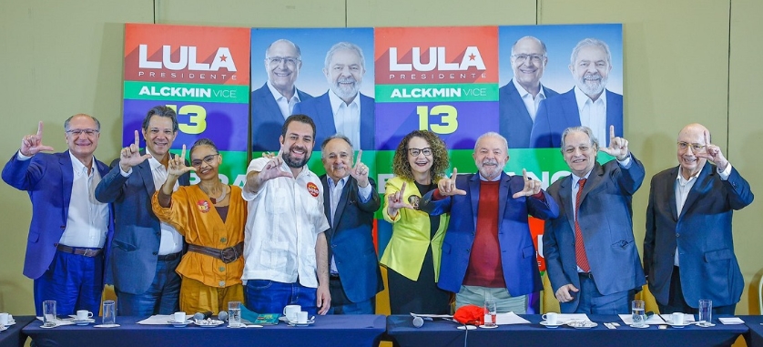 Oito ex-presidenciáveis declaram apoio a Lula